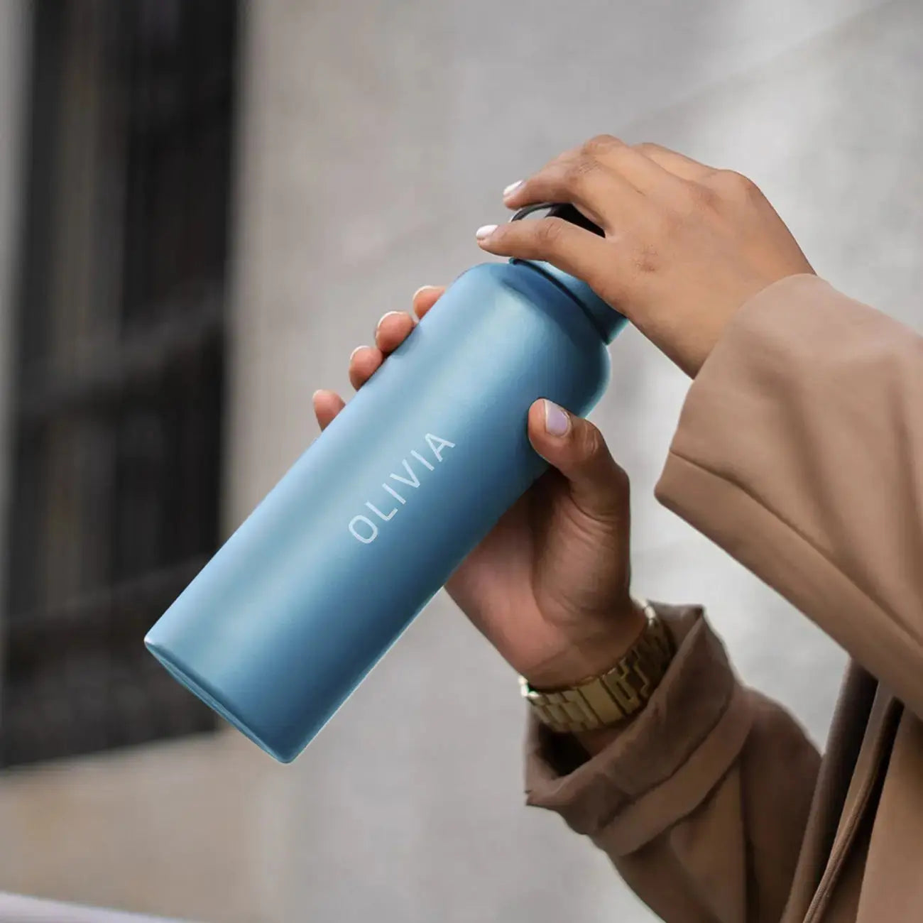 Thermos with temperature indicator
